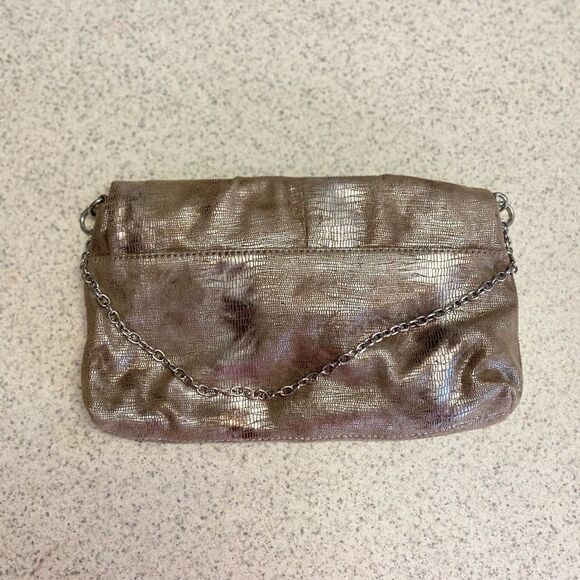 The limited Metallic Reptile Embossed Purse - Picture 2 of 6